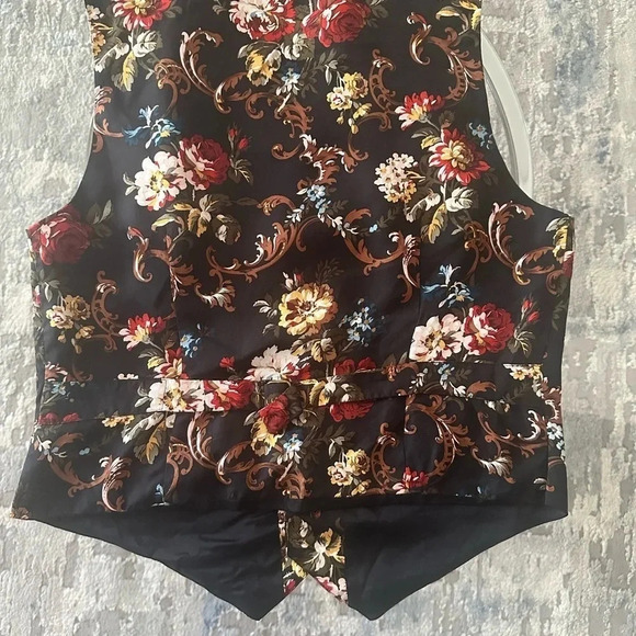 100% silk floral vest - Picture 2 of 5